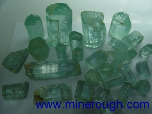 Aquamarine rough lot